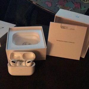 Apple AirPod pros, never used $150